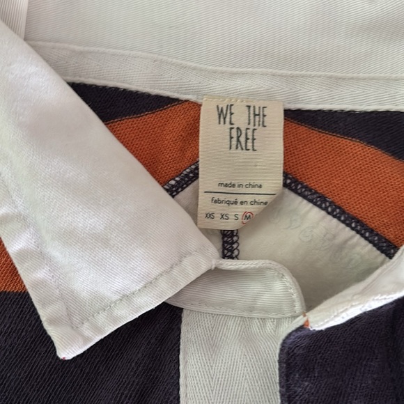 We The Free.  Cropped, Lt wt rugby with super cool back (like a bandana, soft) - Picture 4 of 5